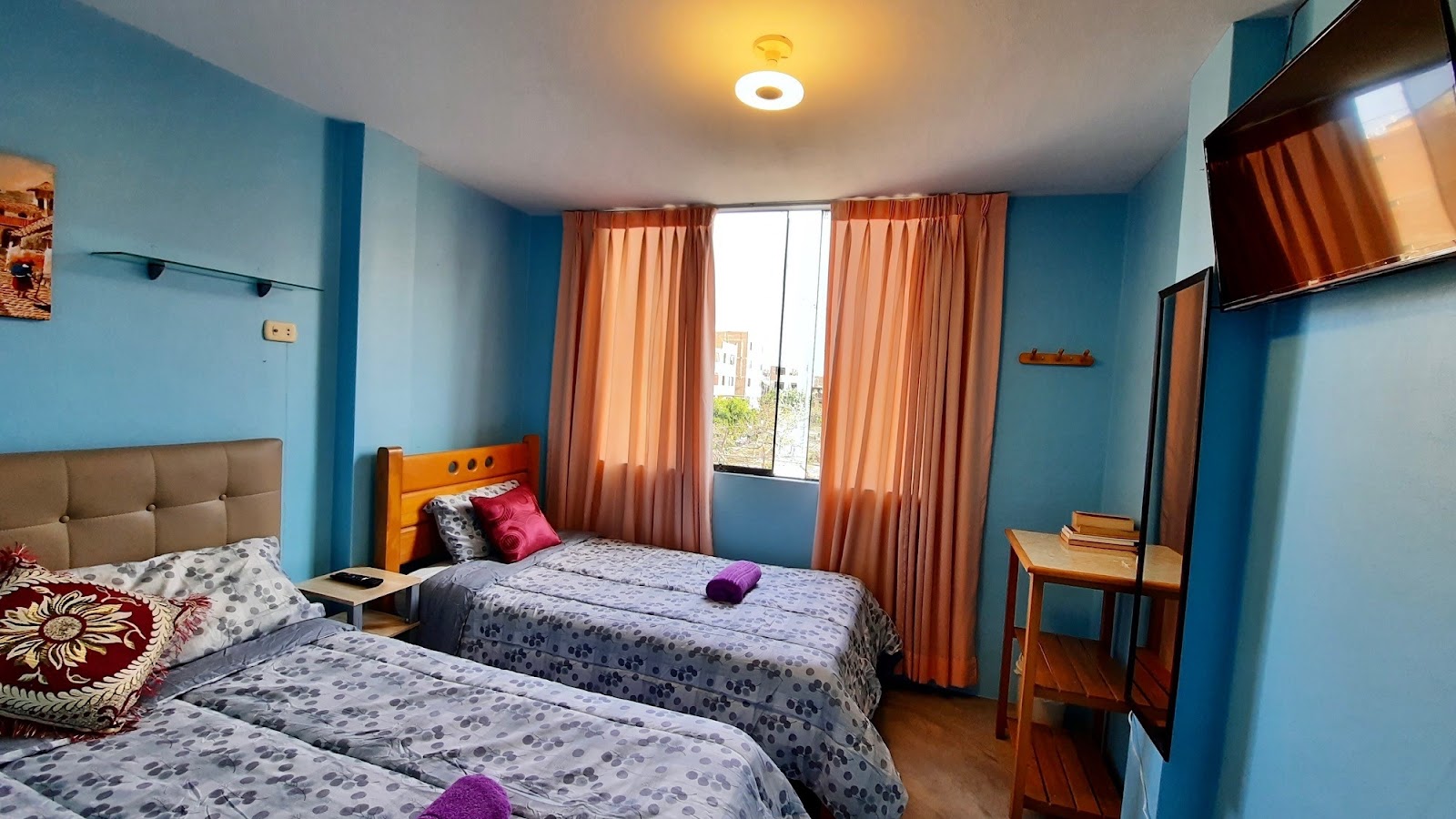 Habitación doble en Hotel El Tumi, Callao, Perú