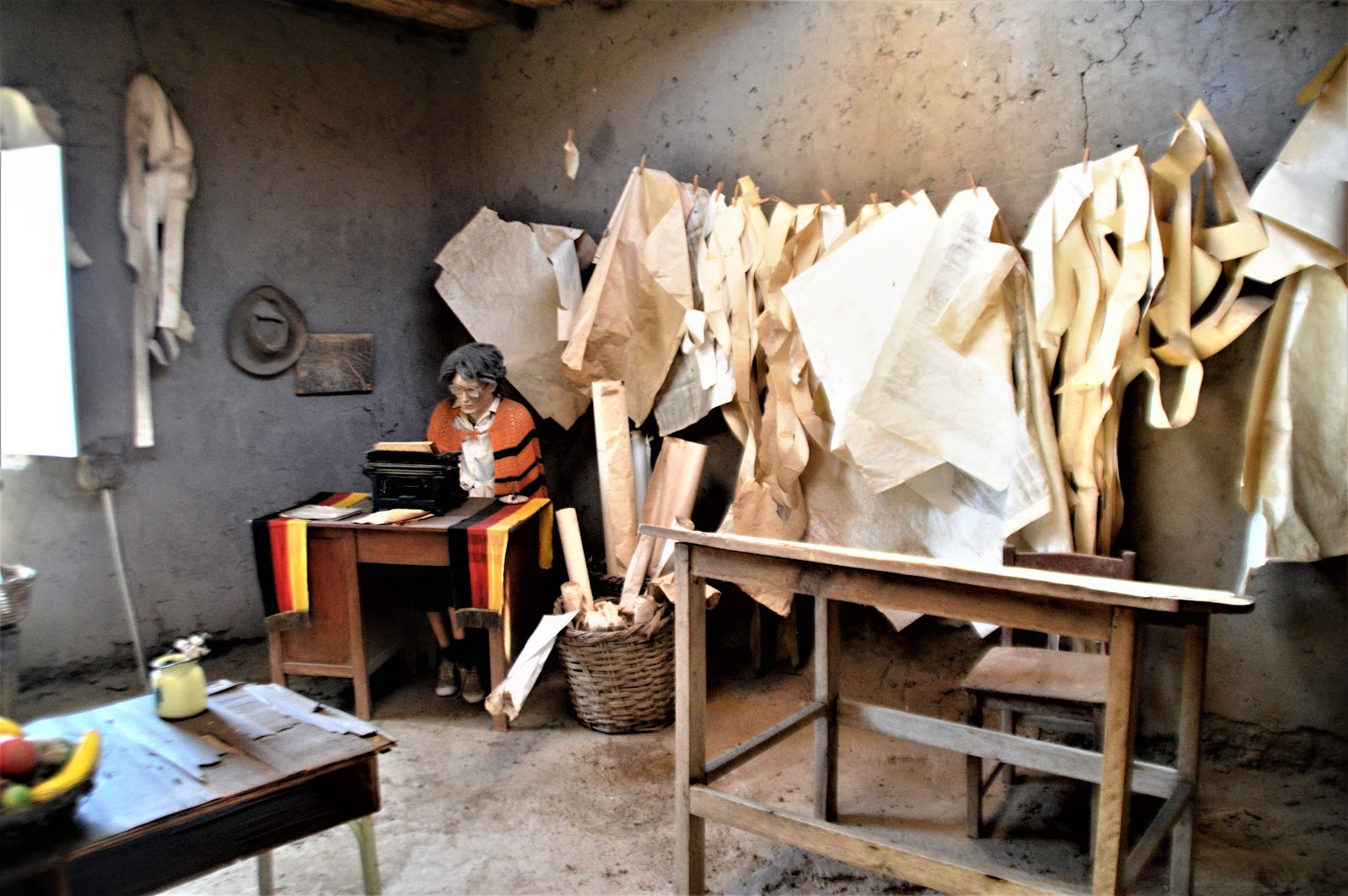 María Reiche en su espacio de trabajo, Museo María Reiche